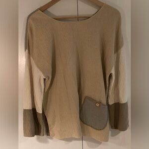 Margaret winters reversible  tan/cream/chocolate cotton top, medium long sleeve